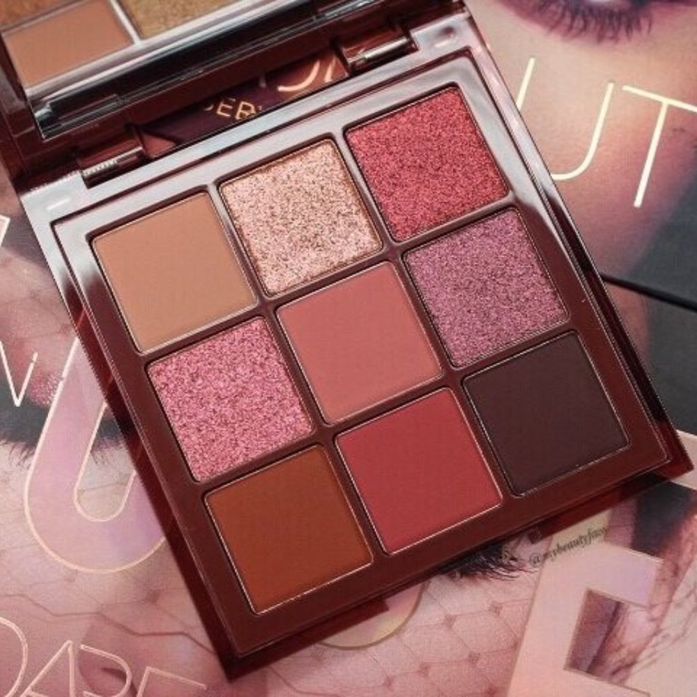 HUDA BEAUTY Nude Obsessions Eyeshadow Palette